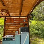 Luxe tent Habitat Eco Farm Sorrento