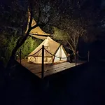 Luxe tent Habitat Eco Farm *